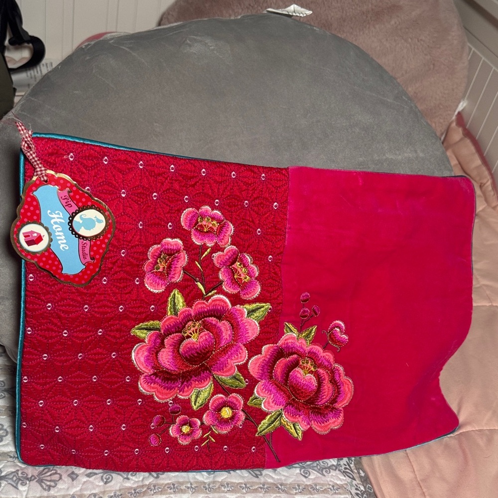 NWT Pip studio Embroidered Floral Cushion Cover in Fuchsia Pink